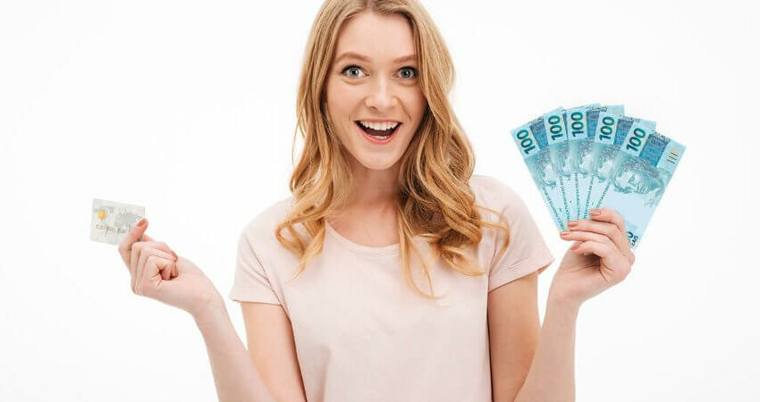  4 benefícios que trabalhadores e aposentados podem sacar